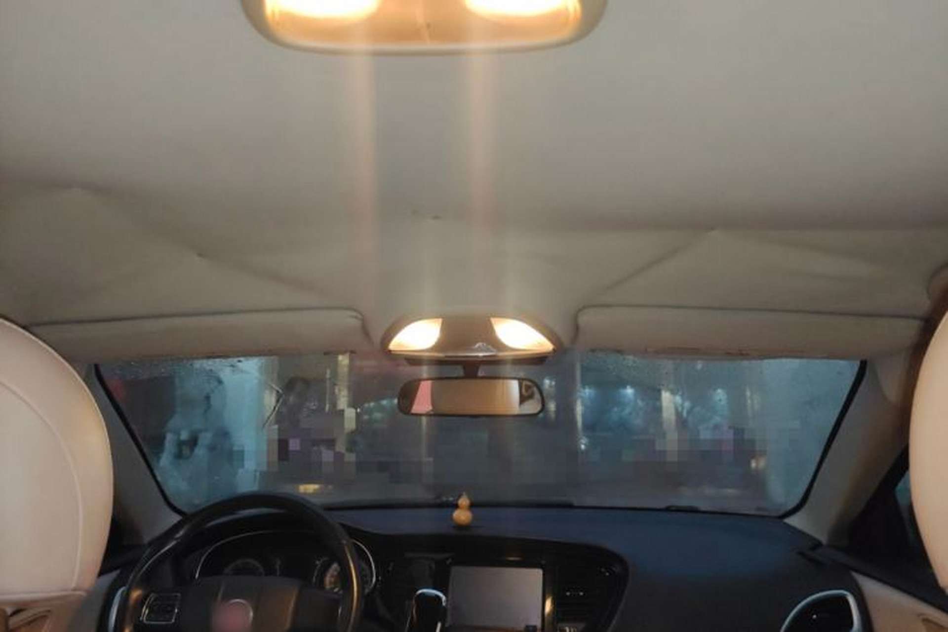 Used Fiat Viaggio 2012 1.4T Automatic Enjoyment Edition Headliner
