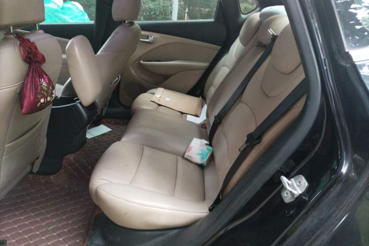 Used Fiat Viaggio 2012 1.4T Automatic Enjoyment Edition Left Rear Seat