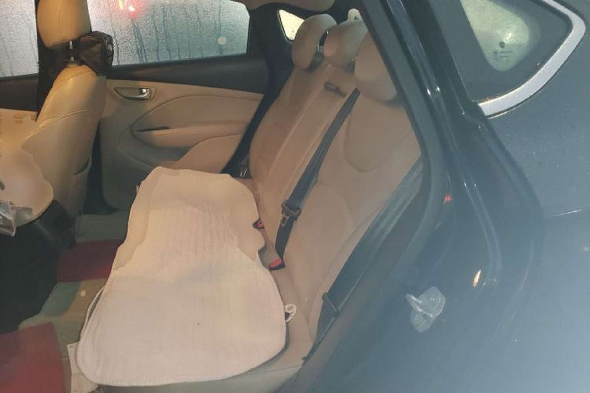 Used Fiat Viaggio 2012 1.4T Automatic Enjoyment Edition Left Rear Seat