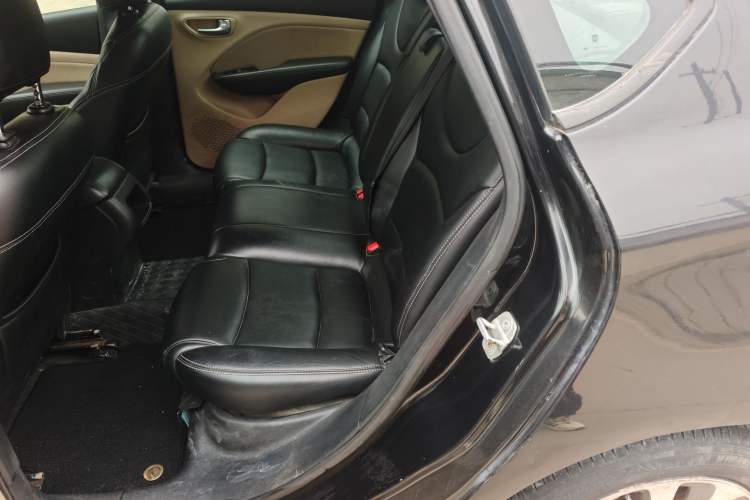 Used Fiat Viaggio 2012 1.4T Automatic Enjoyment Edition Left Rear Seat