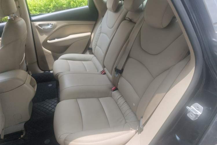 Used Fiat Viaggio 2012 1.4T Automatic Luxury Edition Left Rear Seat