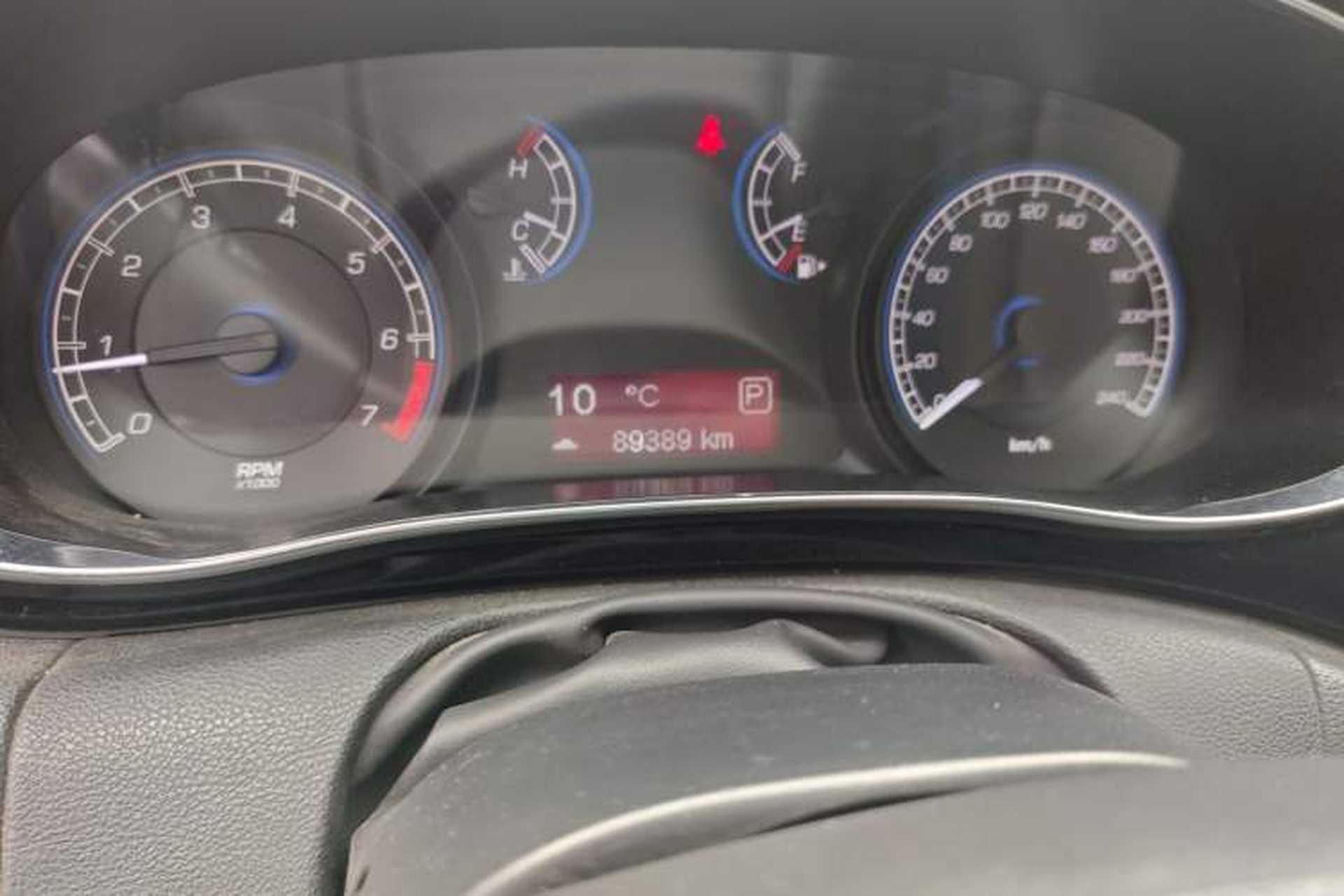 Used Fiat Viaggio 2012 1.4T Automatic Enjoyment Edition Odometer Close Up