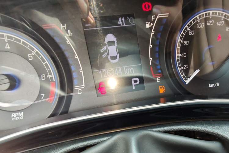 Used Fiat Viaggio 2012 1.4T Automatic Luxury Edition Odometer Close Up