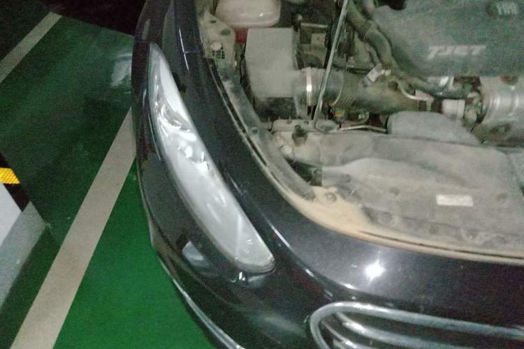 Used Fiat Viaggio 2012 1.4T Manual Enjoyment Edition Right Front Headlight