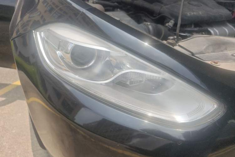 Used Fiat Viaggio 2012 1.4T Automatic Luxury Edition Right Front Headlight