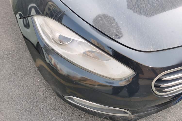 Used Fiat Viaggio 2012 1.4T Automatic Jingxiang Edition Right Front Headlight