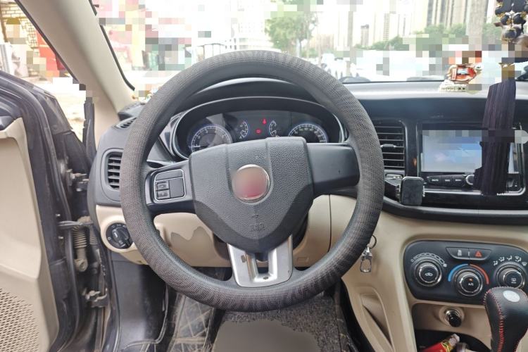 Used Fiat Viaggio 2012 1.4T Automatic Enjoyment Edition Steering Wheel
