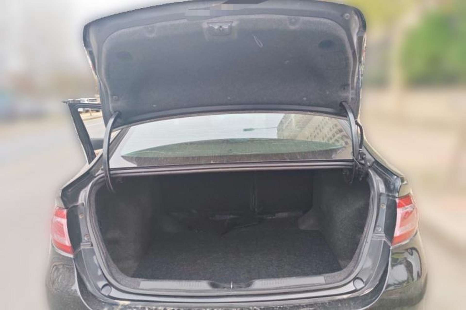 Used Fiat Viaggio 2012 1.4T Manual Enjoyment Edition Trunk