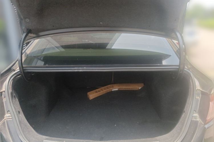 Used Fiat Viaggio 2012 1.4T Automatic Luxury Edition Trunk