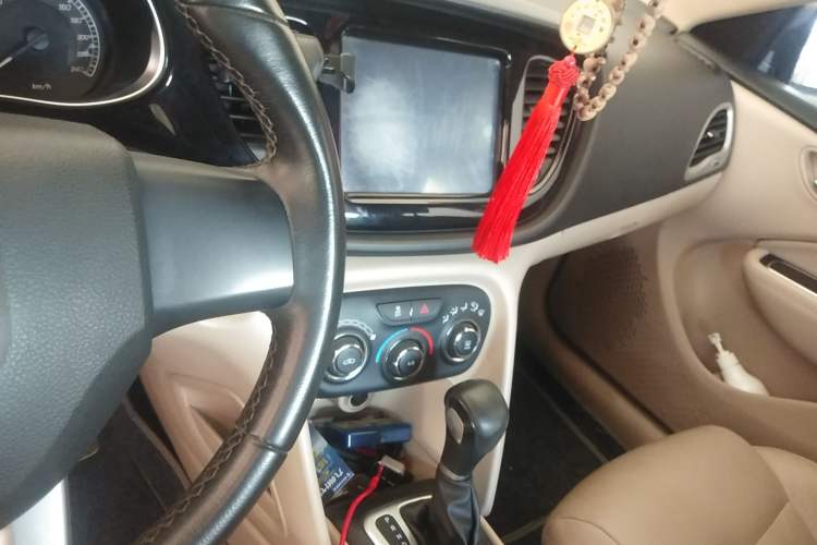 Used Fiat Viaggio 2012 1.4T Automatic Jingxiang Edition Audio And AC Panel