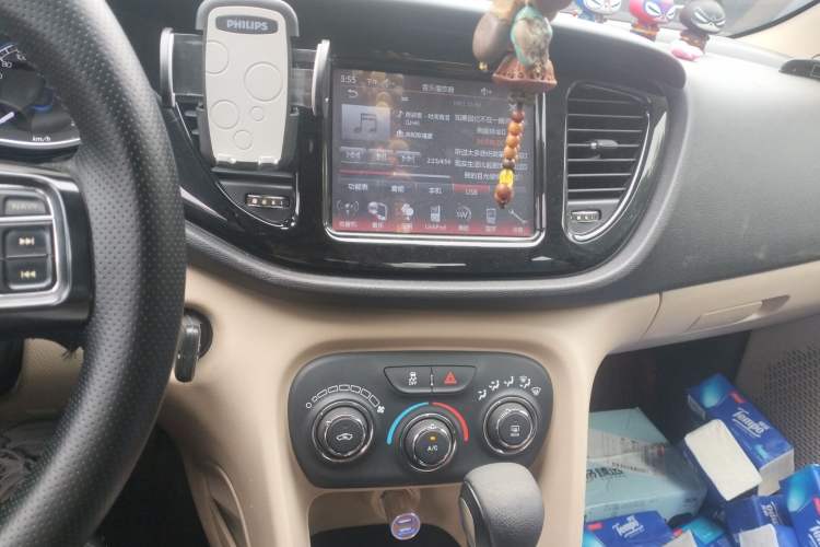 Used Fiat Viaggio 2012 1.4T Automatic Enjoyment Edition Audio And AC Panel
