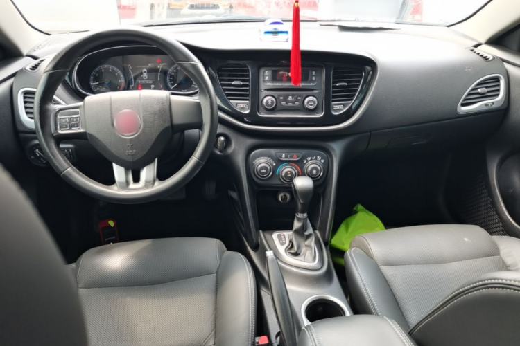 Used Fiat Viaggio 2012 1.4T Automatic Jingxiang Edition Center Console