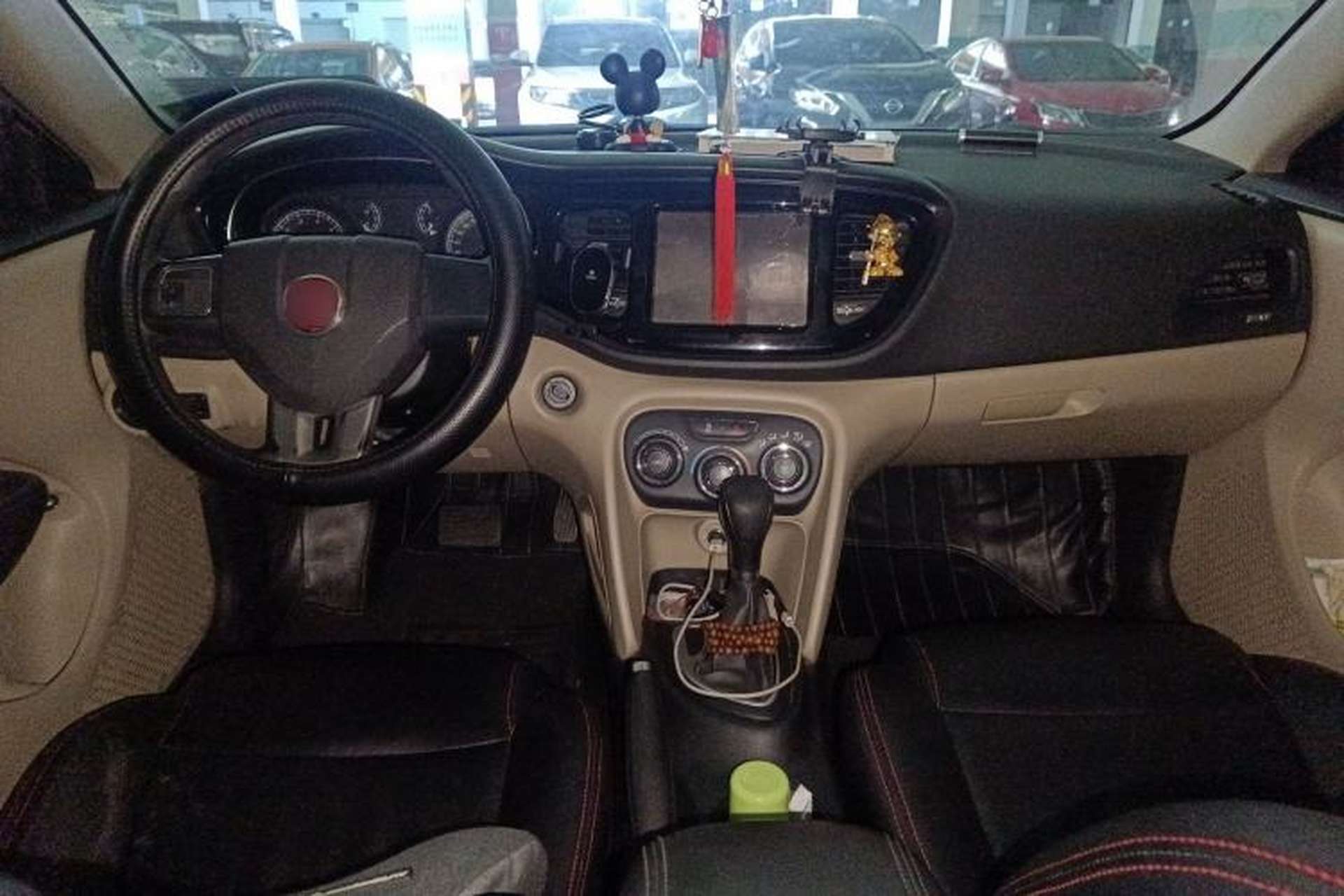 Used Fiat Viaggio 2012 1.4T Automatic Enjoyment Edition Center Console