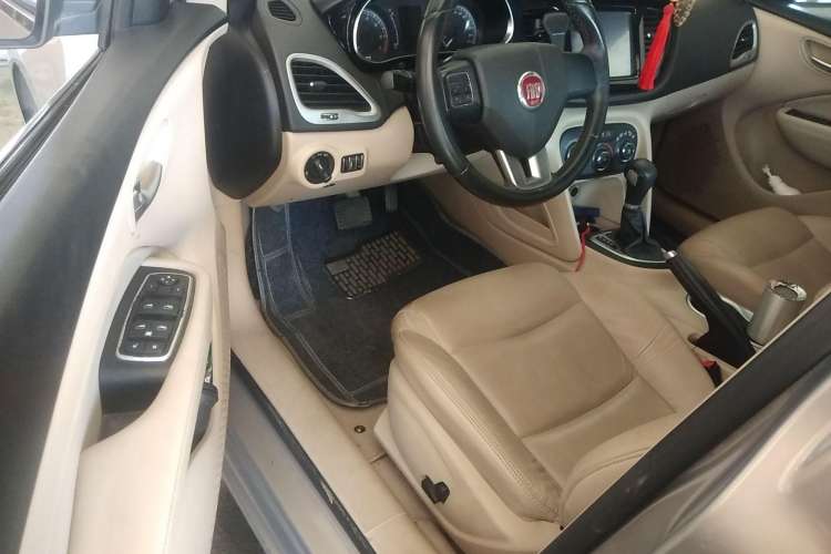 Used Fiat Viaggio 2012 1.4T Automatic Jingxiang Edition Driver Seat