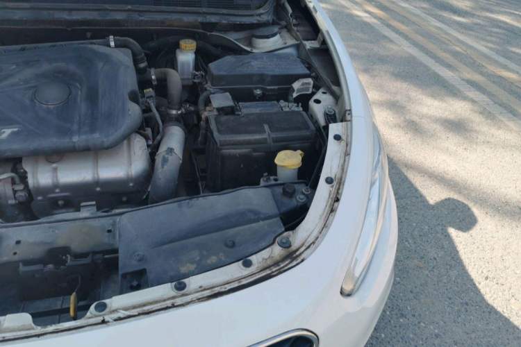 Used Fiat Viaggio 2012 1.4T Automatic Jingxiang Edition Engine Bay Left