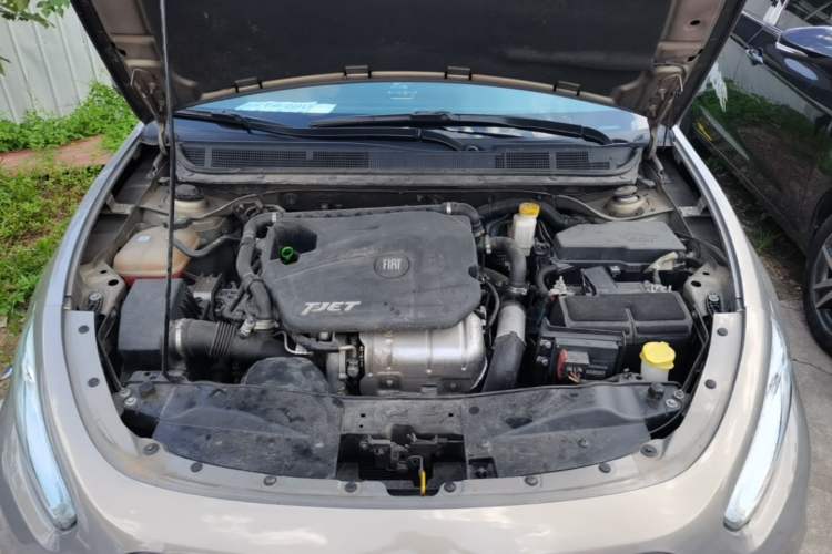 Used Fiat Viaggio 2012 1.4T Automatic Jingxiang Edition Engine Bay