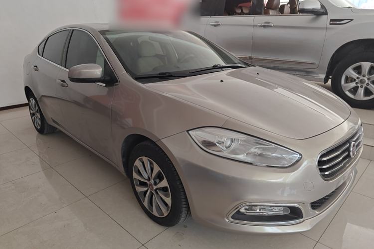Used Fiat Viaggio 2012 1.4T Automatic Jingxiang Edition Front Right 45 Deg