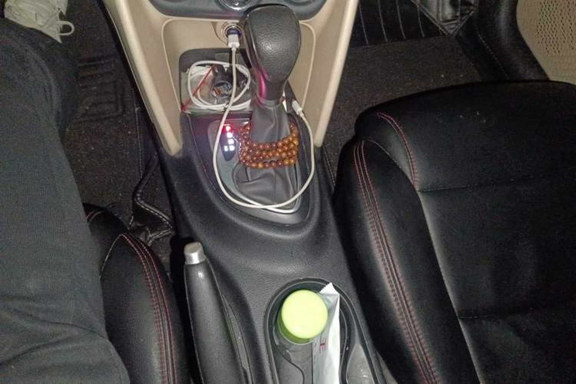 Used Fiat Viaggio 2012 1.4T Automatic Enjoyment Edition Gear Lever