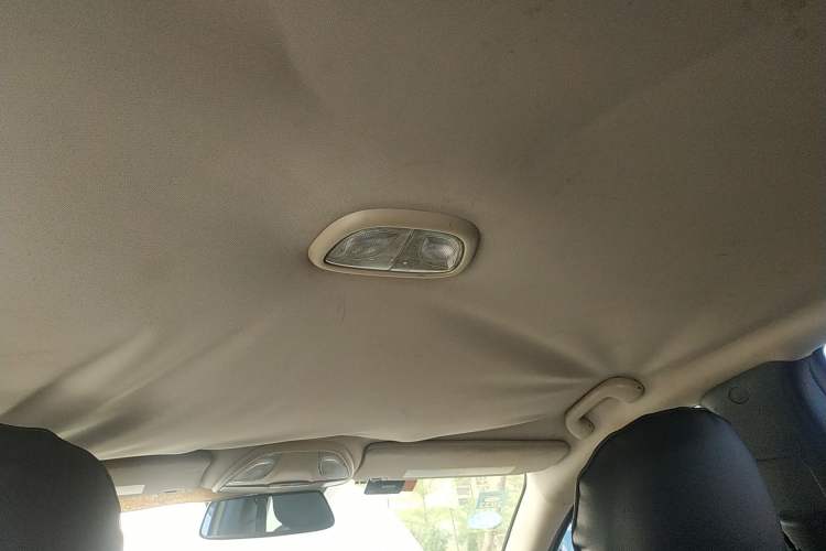 Used Fiat Viaggio 2012 1.4T Automatic Enjoyment Edition Headliner