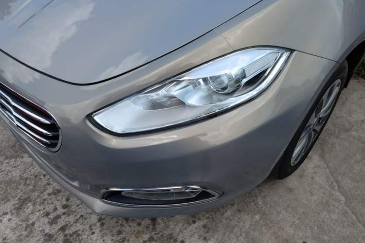 Used Fiat Viaggio 2012 1.4T Automatic Jingxiang Edition Left Front Headlight