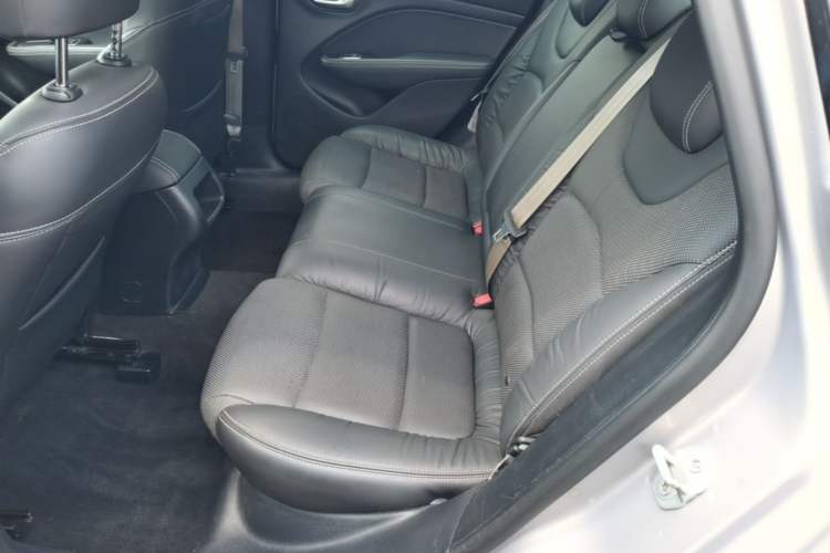Used Fiat Viaggio 2012 1.4T Automatic Jingxiang Edition Left Rear Seat