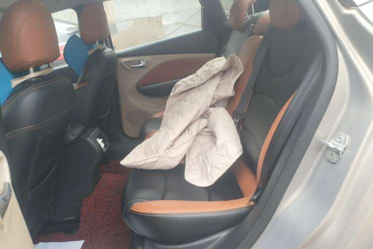 Used Fiat Viaggio 2012 1.4T Automatic Enjoyment Edition Left Rear Seat