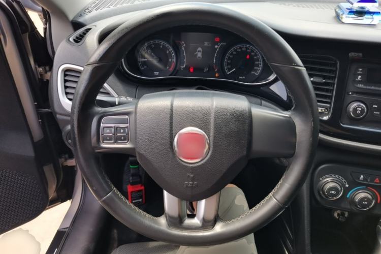 Used Fiat Viaggio 2012 1.4T Automatic Jingxiang Edition Steering Wheel