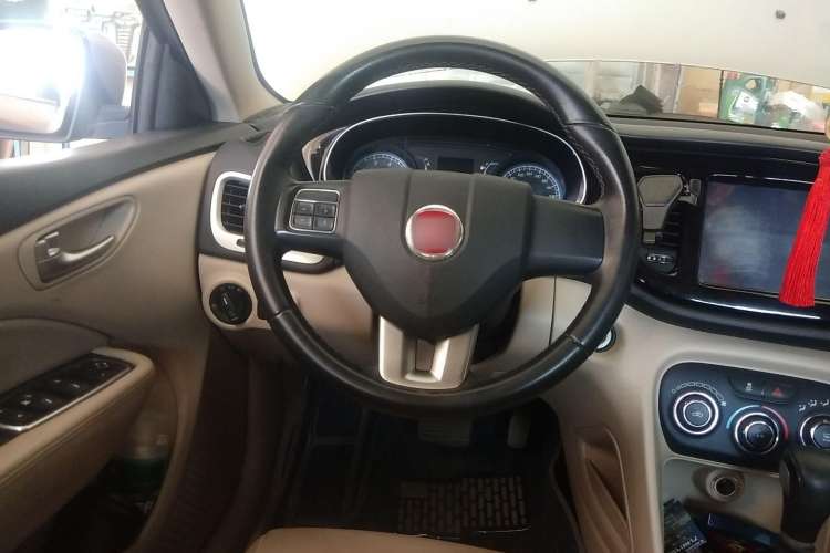 Used Fiat Viaggio 2012 1.4T Automatic Jingxiang Edition Steering Wheel