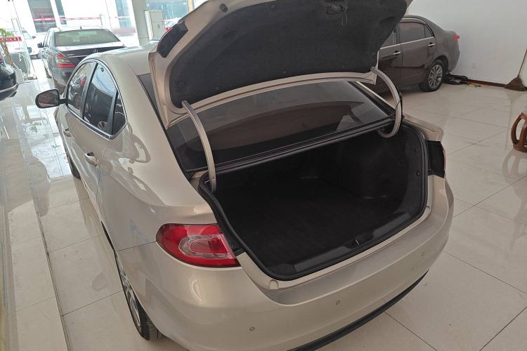 Used Fiat Viaggio 2012 1.4T Automatic Jingxiang Edition Trunk