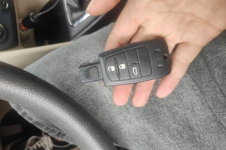 Used Fiat Viaggio 2012 1.4T Manual Enjoyment Edition Vehicle Key