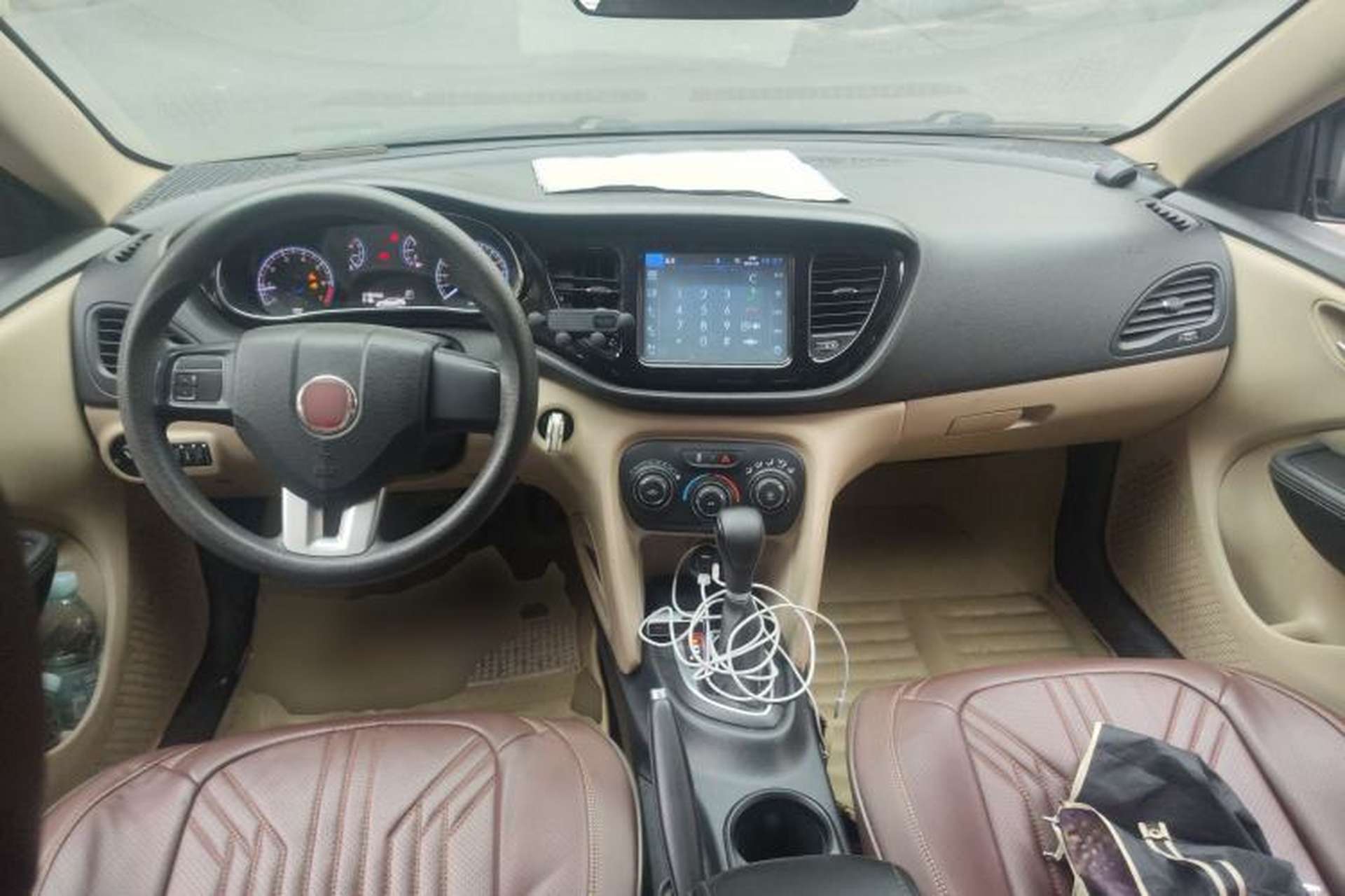 Used Fiat Viaggio 2012 1.4T Automatic Enjoyment Edition Center Console