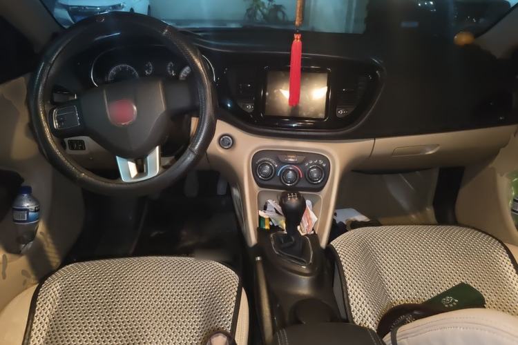 Used Fiat Viaggio 2012 1.4T Manual Enjoyment Edition Center Console