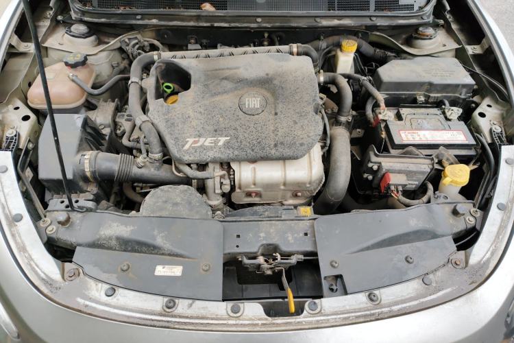 Used Fiat Viaggio 2012 1.4T Automatic Jingxiang Edition Engine Bay