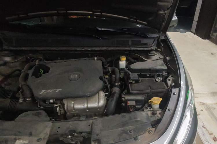 Used Fiat Viaggio 2012 1.4T Automatic Jingxiang Edition Engine Bay Left