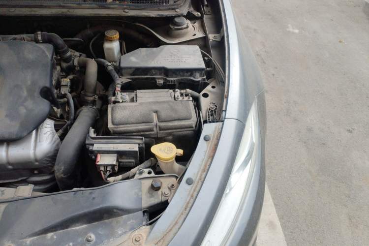 Used Fiat Viaggio 2012 1.4T Automatic Jingxiang Edition Engine Bay Left