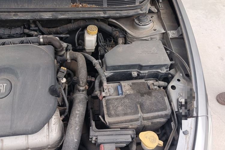 Used Fiat Viaggio 2012 1.4T Automatic Enjoyment Edition Engine Bay Left