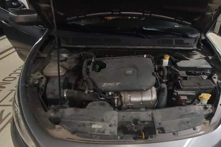 Used Fiat Viaggio 2012 1.4T Automatic Jingxiang Edition Engine Bay Right