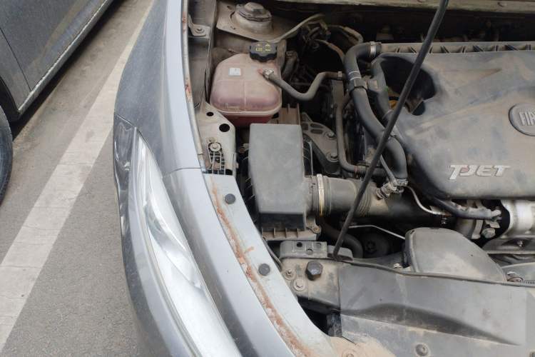 Used Fiat Viaggio 2012 1.4T Automatic Jingxiang Edition Engine Bay Right
