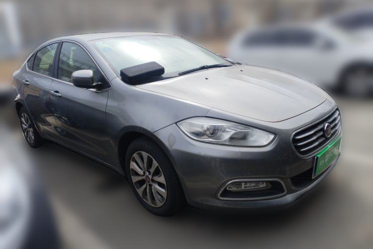 Used Fiat Viaggio 2012 1.4T Automatic Jingxiang Edition Front Right 45 Deg