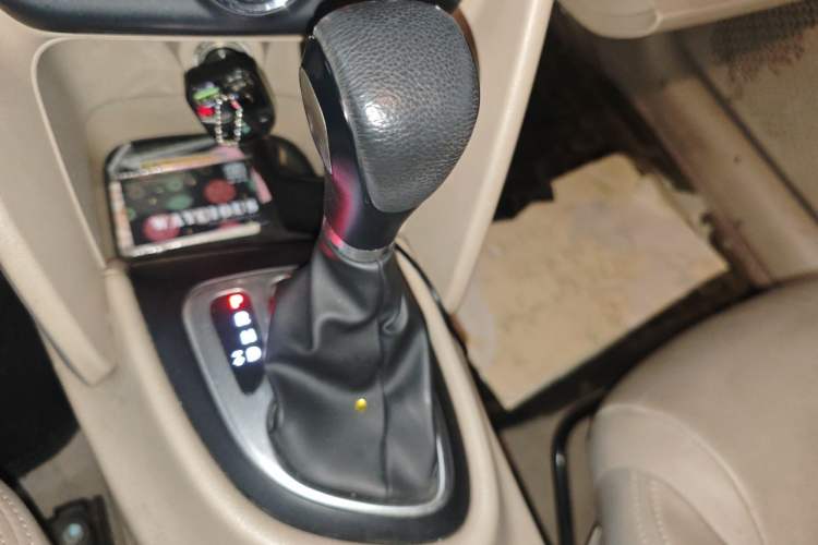 Used Fiat Viaggio 2012 1.4T Automatic Jingxiang Edition Gear Lever