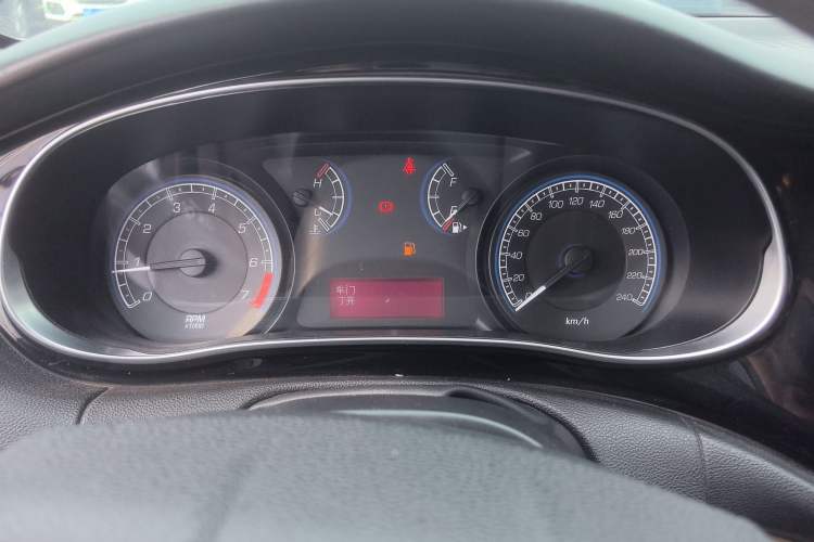 Used Fiat Viaggio 2012 1.4T Manual Enjoyment Edition Instrument Cluster