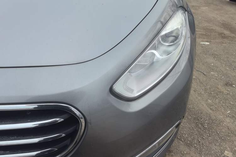 Used Fiat Viaggio 2012 1.4T Manual Enjoyment Edition Left Front Headlight