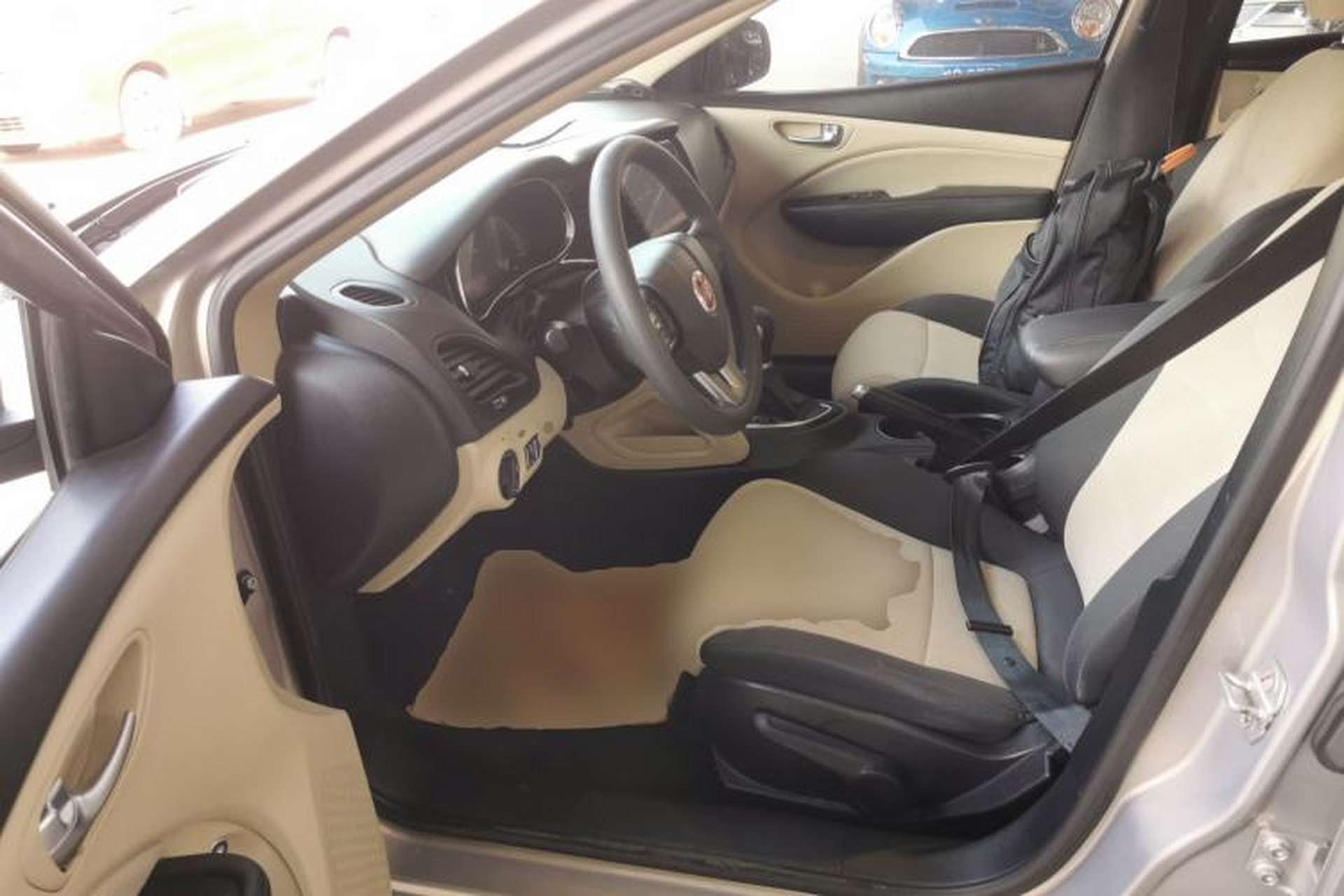 Used Fiat Viaggio 2012 1.4T Automatic Enjoyment Edition Left Front Seat