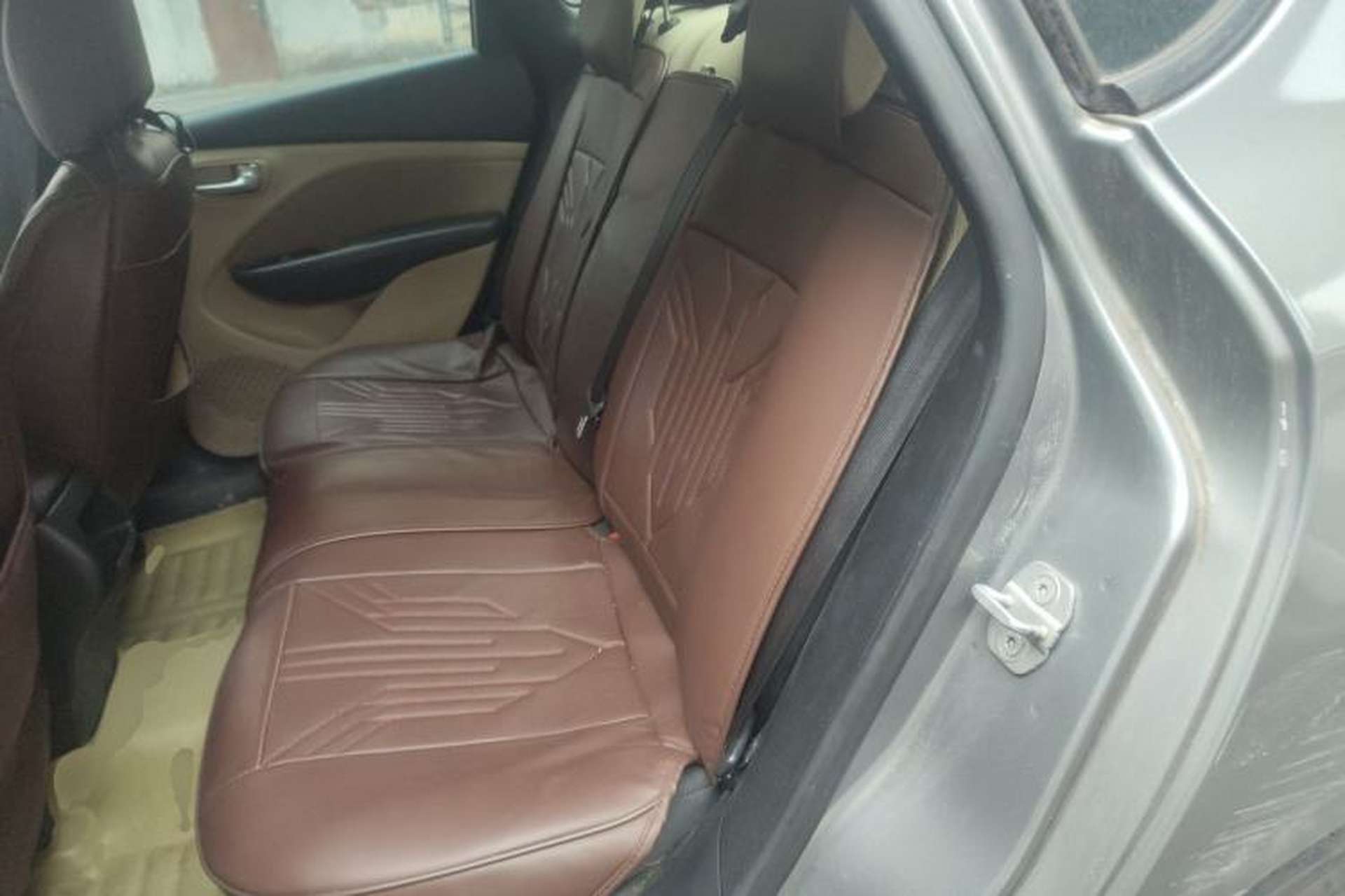 Used Fiat Viaggio 2012 1.4T Automatic Enjoyment Edition Left Rear Seat