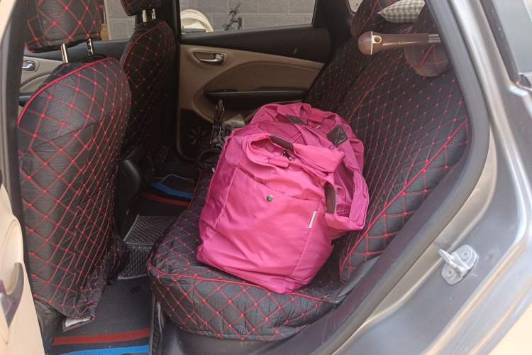 Used Fiat Viaggio 2012 1.4T Automatic Enjoyment Edition Left Rear Seat