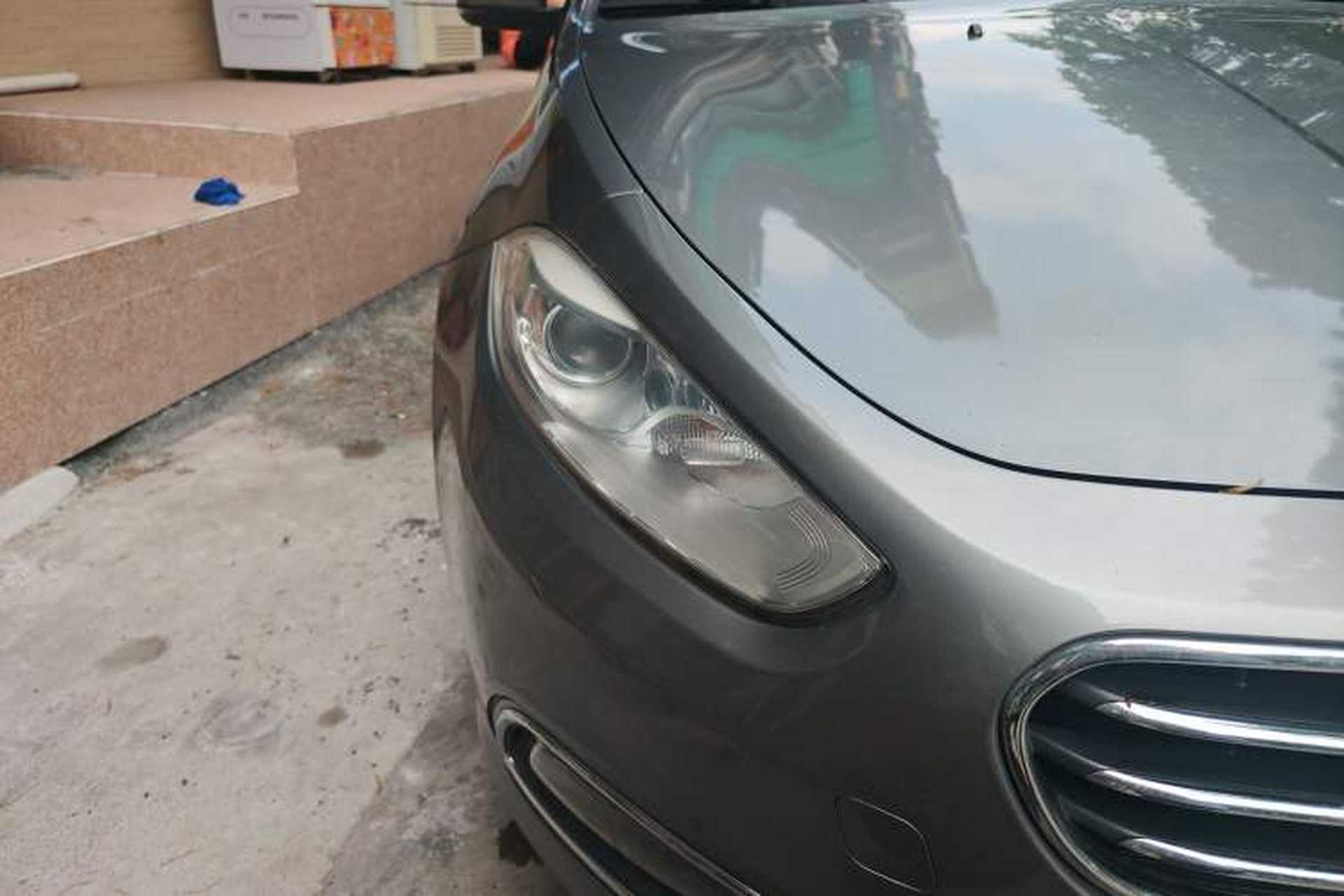 Used Fiat Viaggio 2012 1.4T Automatic Enjoyment Edition Right Front Headlight