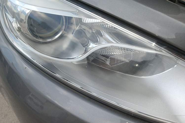 Used Fiat Viaggio 2012 1.4T Automatic Enjoyment Edition Right Front Headlight