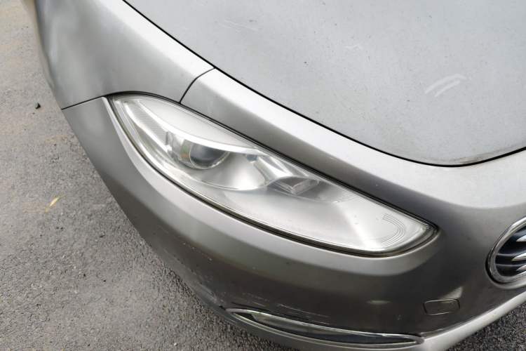 Used Fiat Viaggio 2012 1.4T Automatic Jingxiang Edition Right Front Headlight