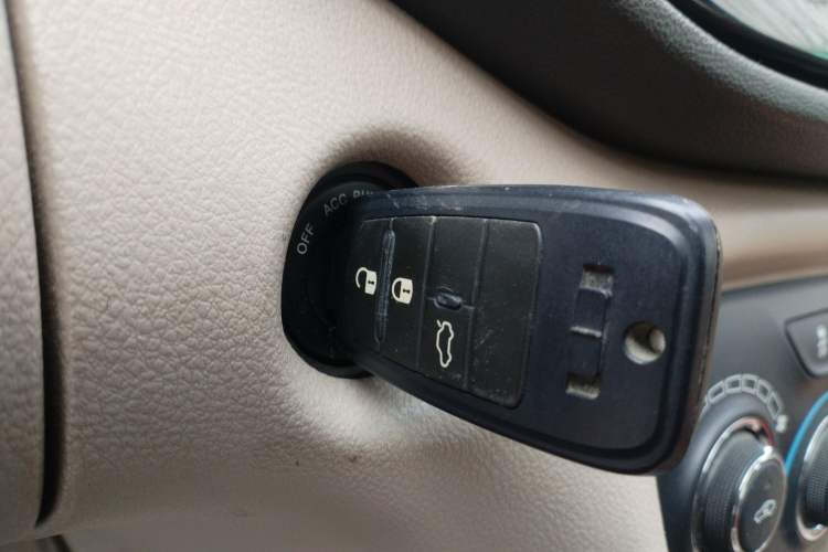 Used Fiat Viaggio 2012 1.4T Automatic Jingxiang Edition Vehicle Key