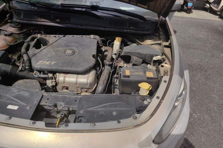 Used Fiat Viaggio 2012 1.4T Manual Enjoyment Edition Engine Bay Left